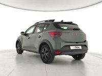 Usado Dacia Sandero Expression 100 CV (73 kW) 2025 Verde Berlina