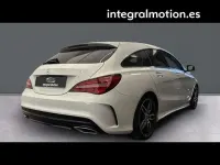 Usado Mercedes CLA180 Shooting Brake 136 CV (100 kW) 2019 Gris Familiar