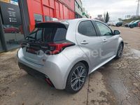 Usado Toyota Yaris Hybrid Edition 116 CV (85 kW) 2021 Gris / plata Berlina
