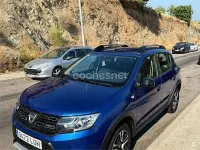 Usado Dacia Sandero Essentiel 90 CV (66 kW) 2020 Azul Berlina