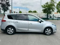 Usado Renault Scenic E-Tech Dynamique 110 CV (80 kW) 2011 Gris / plata Monovolumen