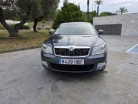 Usado Skoda Octavia GreenLine 105 CV (77 kW) 2011 Gris / plata Berlina
