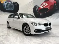 Usado BMW 318 150 CV (110 kW) 2018 Blanco Familiar