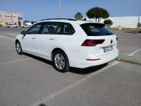 Usado VW Golf VIII 116 CV (85 kW) 2022 Blanco Familiar