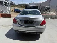 Usado Mercedes C200 136 CV (100 kW) 2017 Gris / plata Berlina