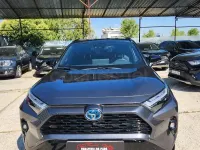 Usado Toyota RAV4 Hybrid Luxury 222 CV (163 kW) 2023 Gris / plata SUV