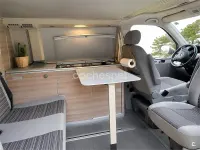 Usado VW California Comfortline 140 CV (102 kW) 2010 Negro Van
