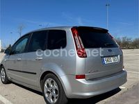 Usado Ford C-MAX Trend 115 CV (84 kW) 2007 Gris / plata Monovolumen