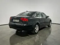 Usado Audi A4 140 CV (102 kW) 2007 Negro Berlina