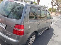 Usado VW Touran Edition 90 CV (66 kW) 2004 Gris / plata Monovolumen