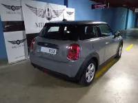 Usado Mini ONE 102 CV (75 kW) 2019 Azul Utilitario