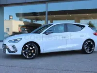 Usado Cupra Leon 150 CV (110 kW) 2024 Blanco Berlina