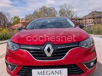 Usado Renault Mégane IV LIMITED 115 CV (84 kW) 2019 Rojo Berlina