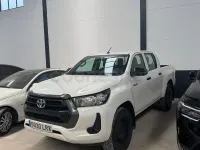 Usado Toyota HiLux 150 CV (110 kW) 2021 Blanco Pickup/Camioneta