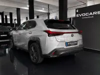 Usado Lexus UX Business Edition 184 CV (135 kW) 2021 Gris / plata SUV