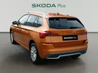 Usado Skoda Kamiq Selection 115 CV (84 kW) 2024 Naranja SUV