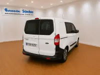Usado Ford Transit Courier Trend 75 CV (55 kW) 2019 Blanco Van