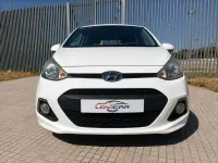 Usado Hyundai i10 67 CV (49 kW) 2015 Blanco Utilitario