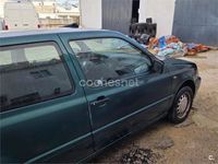 Usado VW Golf III Conceptline 90 CV (66 kW) 1997 Verde Berlina