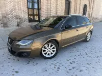 Usado Seat Exeo Ecomotive 143 CV (105 kW) 2013 Gris / plata Familiar