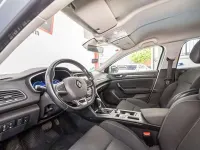 Usado Renault Mégane GrandTour Zen 140 CV (102 kW) 2021 Plateado Familiar