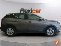 Usado Peugeot 3008 Active 130 CV (95 kW) 2021 Gris SUV