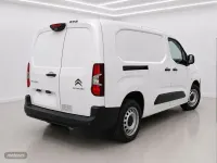 Usado Citroën Berlingo 100 CV (73 kW) 2023 Blanco Monovolumen