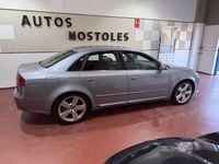 Usado Audi A4 170 CV (125 kW) 2006 Gris / plata Berlina