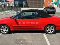 Usado Peugeot 306 Cabriolet 135 CV (99 kW) 1999 Rojo Descapotable