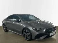 Usado Mercedes CLA200 163 CV (119 kW) 2025 Gris Berlina