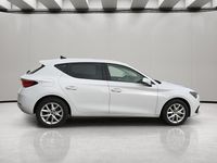 Usado Seat Leon Style 115 CV (84 kW) 2021 Blanco Utilitario