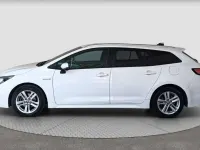 Usado Toyota Corolla Active 122 CV (89 kW) 2021 Blanco Familiar