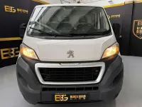 Usado Peugeot Boxer 109 CV (80 kW) 2018 Blanco Van