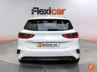 Usado Kia Ceed 101 CV (74 kW) 2022 Blanco Utilitario