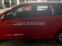 Usado Hyundai i30 120 CV (88 kW) 2017 Rojo Berlina