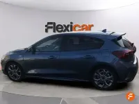 Usado Ford Focus ST-Line 125 CV (91 kW) 2023 Azul Familiar