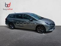 Usado Opel Astra 136 CV (100 kW) 2022 Gris / plata Berlina