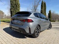 Usado BMW 120 Comfort Edition 163 CV (119 kW) 2025 Gris Utilitario