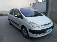 Usado Citroën Xsara 90 CV (66 kW) 2007 Blanco Monovolumen