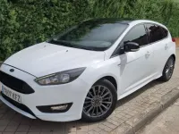 Usado Ford Focus ST-Line 125 CV (91 kW) 2017 Blanco Utilitario