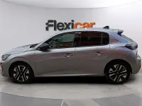 Usado Peugeot 208 Allure 101 CV (74 kW) 2025 Gris Utilitario