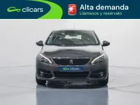 Usado Peugeot 308 Active 130 CV (95 kW) 2021 Gris / plata Berlina