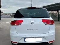Usado Seat Altea XL Reference 105 CV (77 kW) 2011 Blanco Monovolumen