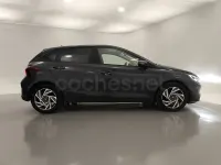 Usado Hyundai i20 79 CV (58 kW) 2025 Gris / plata Utilitario