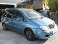 Usado Lancia Phedra 136 CV (100 kW) 2010 Azul Monovolumen