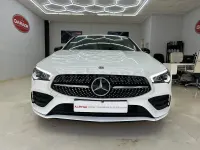 Usado Mercedes CLA200 150 CV (110 kW) 2020 Gris / plata Berlina