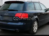 Usado Audi A4 170 CV (125 kW) 2007 Negro Familiar