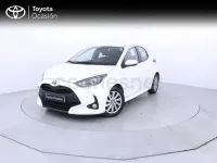 Usado Toyota Yaris Hybrid Active 116 CV (85 kW) 2023 Blanco Berlina