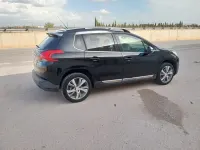 Usado Peugeot 2008 Allure 116 CV (85 kW) 2015 Negro SUV