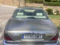Usado Jaguar XJ8 Executive 239 CV (175 kW) 1997 Beige Berlina